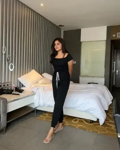 Call Girls Gondiya Cash On Delivery